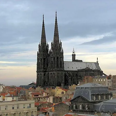 Hotell The Originals Artyster Ferrand 3*