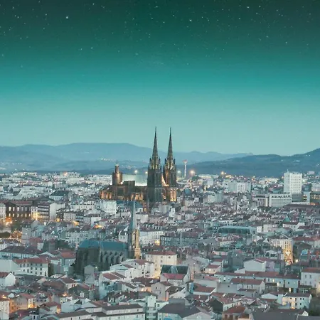 The Originals Artyster Ferrand מלון 3*