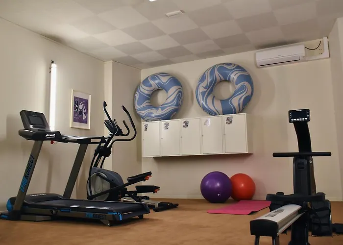 Отель The Originals Artyster Ferrand